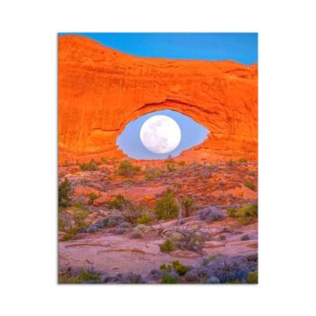 Landscape Arch in Arches National Park, Utah